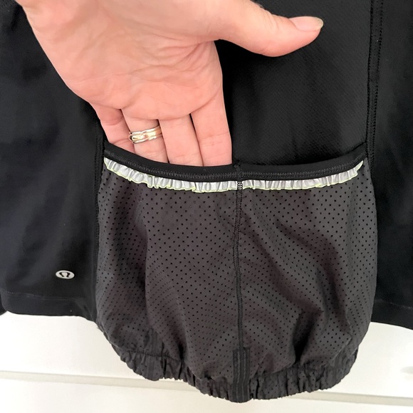 Lululemon cycling jacket sz 6 - Picture 6 of 16